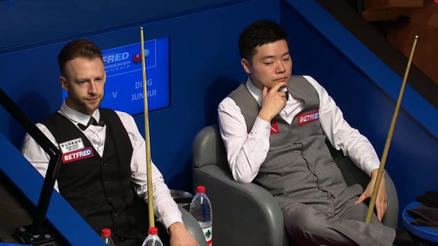 整个足球产 整个足球产