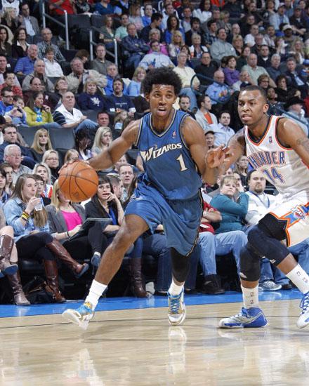 连续客场 连续客场